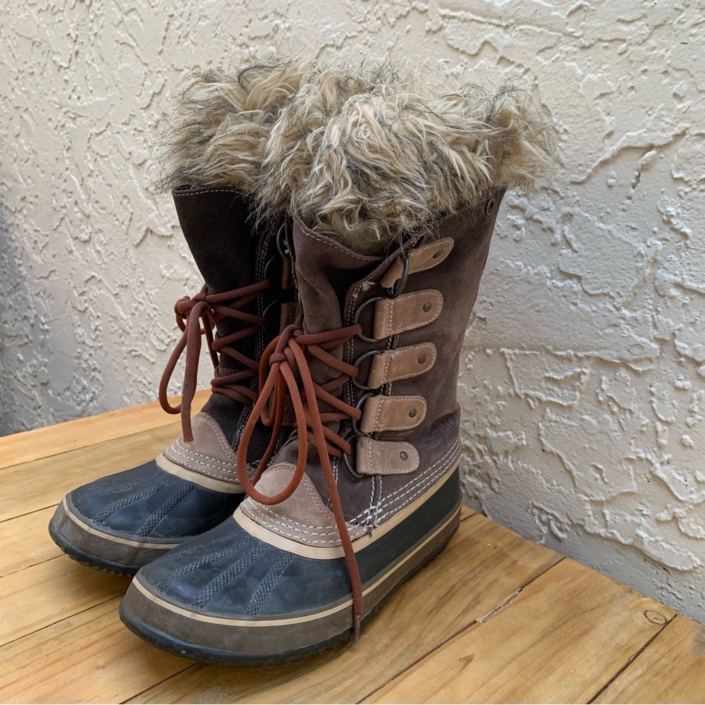 Sorel Joan Of Arctic™ Waterproof Camel Brown/Black Faux Fur Boots EUC Size - 8